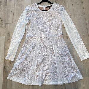 White Lace Long Sleeve Dress